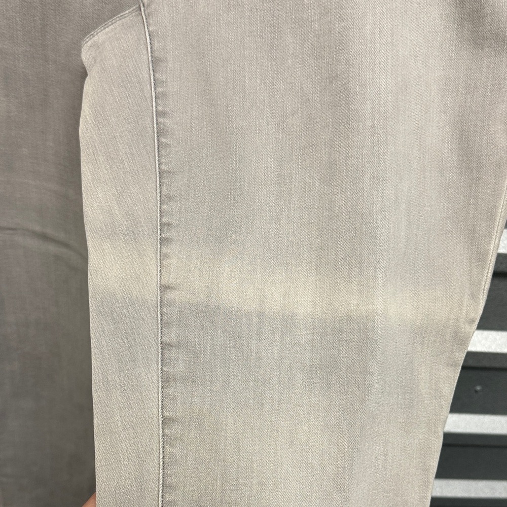 Talbots Flawless Five Pocket Womens Boyfriend Gray Wash Denim 16W Jean STRETCH - Picture 8 of 11